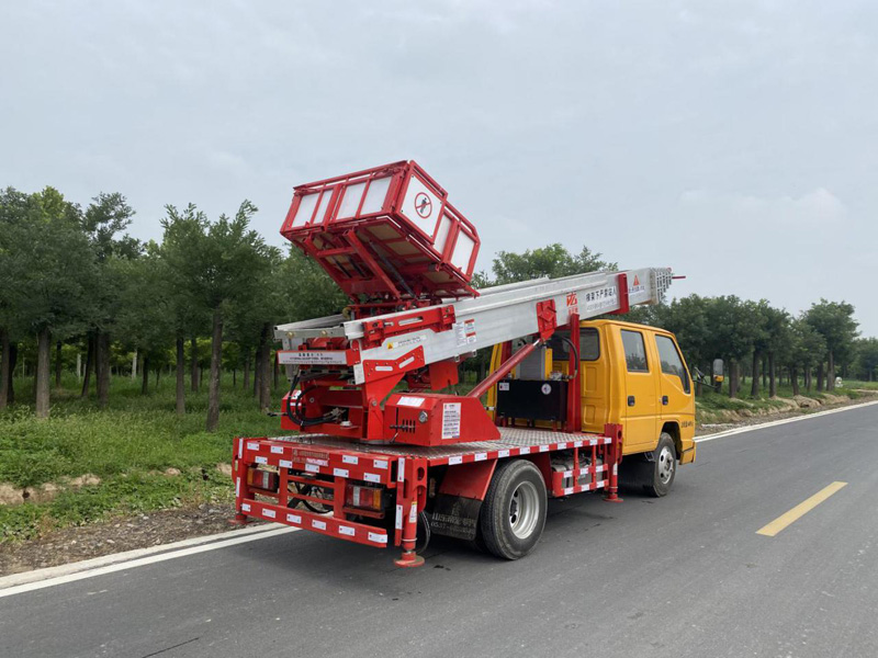 帝宏牌YTH5040TBAJ6型搬家作業(yè)車(chē)