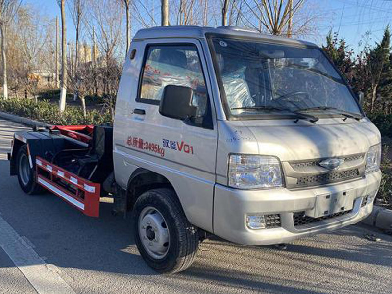 福田汽油YTH5030ZXX6BJ車(chē)廂可卸式垃圾車(chē)