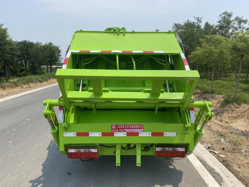 東風(fēng)途逸YTH5040ZYS6EQ型壓縮式垃圾車