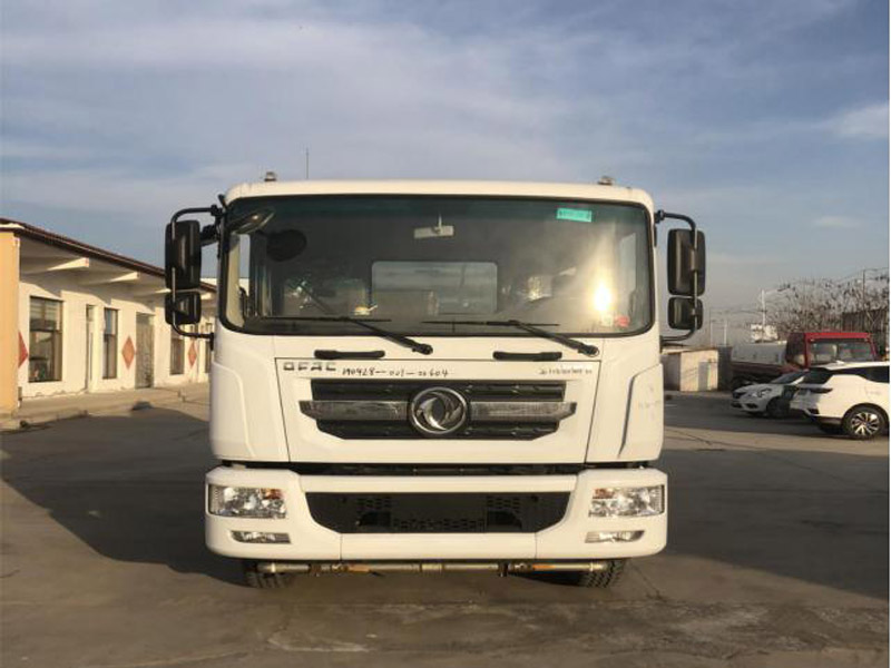 東風(fēng)12立方抑塵車(chē)