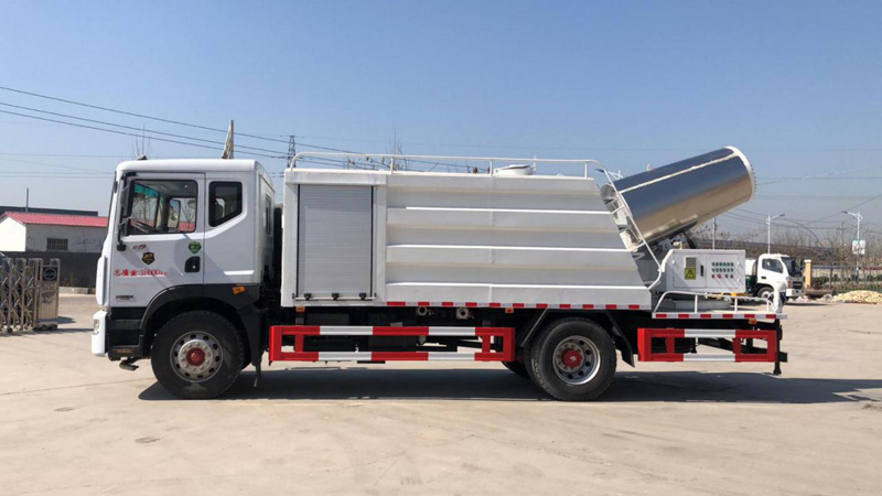 東風(fēng)12立方抑塵車(chē)