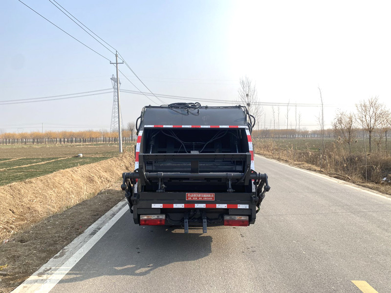 4立方壓縮式垃圾車（藍(lán)牌標(biāo)準(zhǔn)）